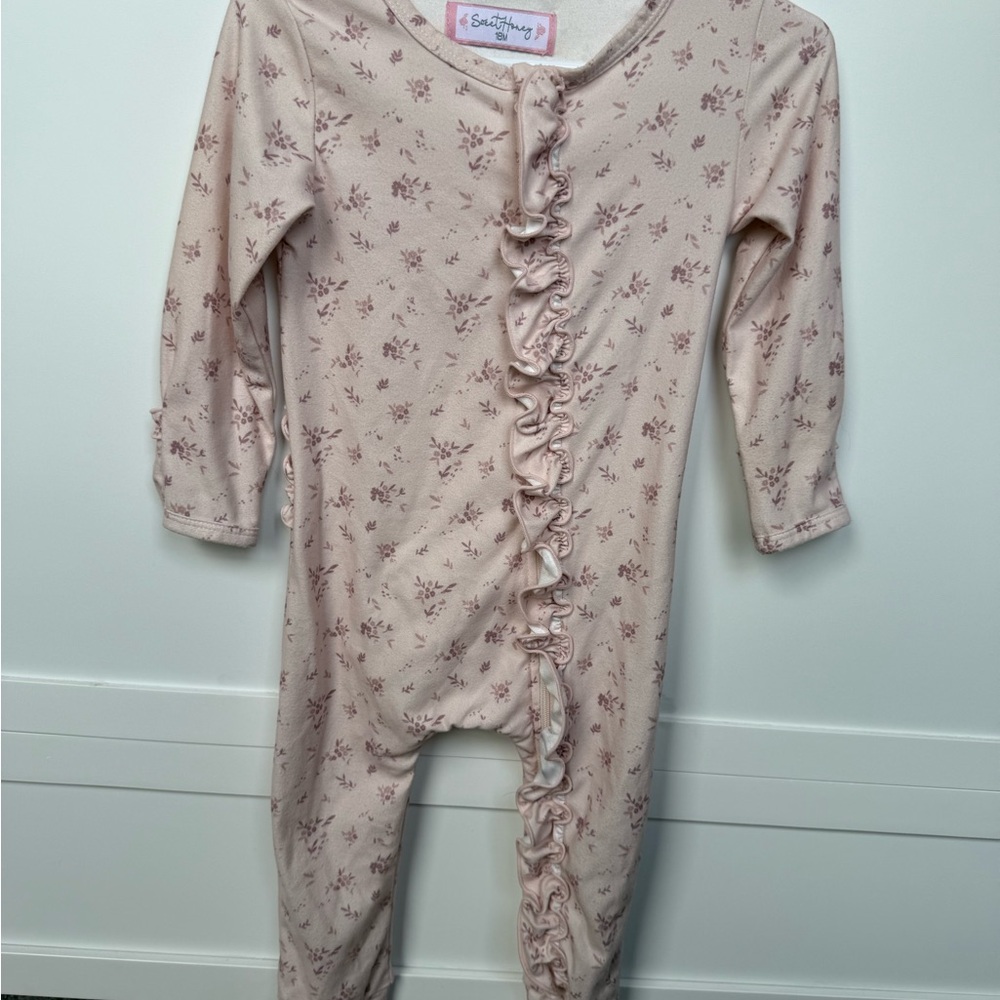 SweetHoney 18m Floral Ruffle Butt layette sleeper - dusty pink